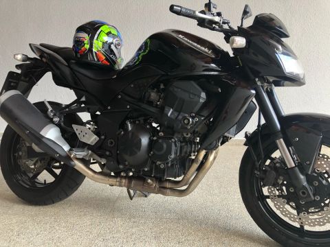 Z-750 2011 super nova 