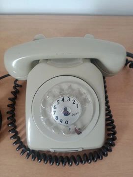 Telefone antigo de mesa marca Ericsson 