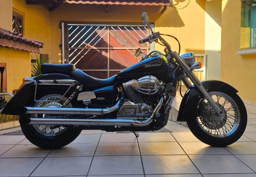 Honda Shadow 750 - Impecável