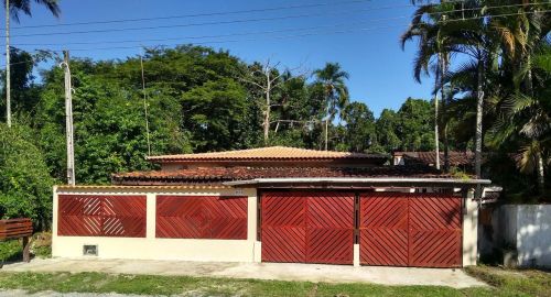 Casa Temporada com Piscina na praia de boraceia