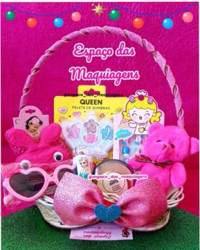 Cesta Infantil com Maquiagem e Acessórios