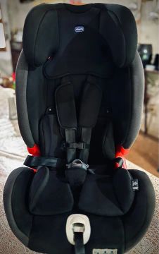 Cadeirinha Chicco Youniverse Infantil Para Auto 9kg Até 36kg NOVINHA!!!