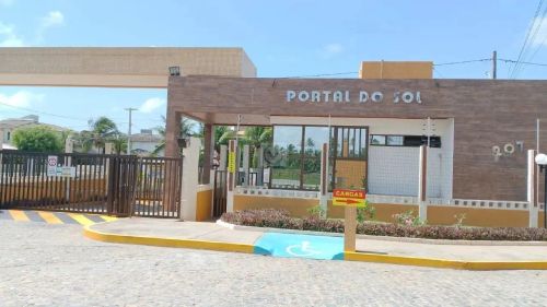 Venda - Lote no Condomínio Portal do Sol
