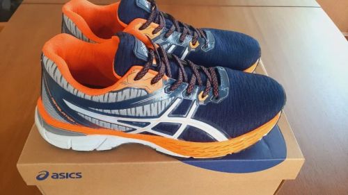Tenis Asics NOVO