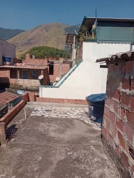Imóvel barato no centro de Cabuçu 