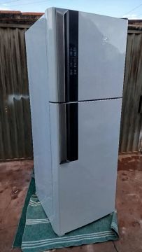 Geladeira  Eletrolux Frost Free em ótimo estado