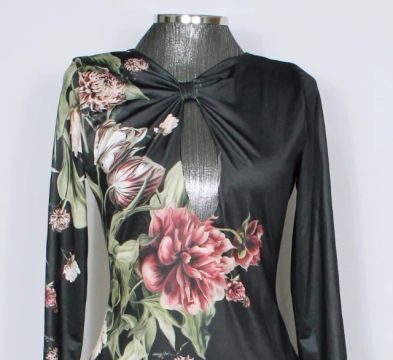 Vestido justo dark floral preto Lança Perfume balada - Veste G - Ref. 3792