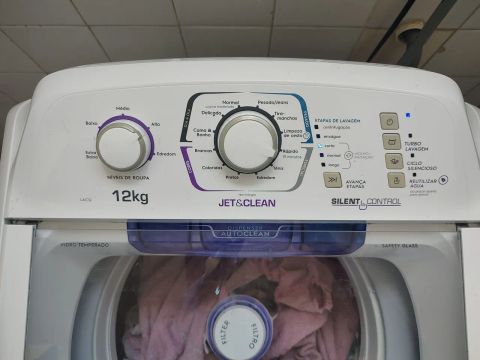 Máquina de Lavar Roupa 12kg Jet&Clean -  Silenciosa e com Turbo Lavagem