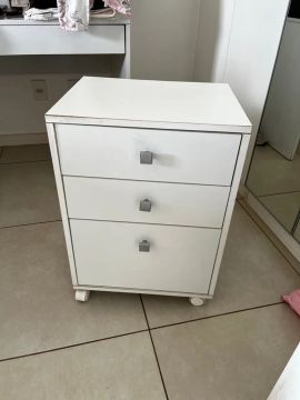 KIT ESCRITÓRIO BRANCO: Mesa escrivaninha com uma gaveta + gaveteiro (3 gavetas)