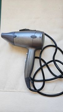 Secador de Cabelo Philips SalonDry 1700W