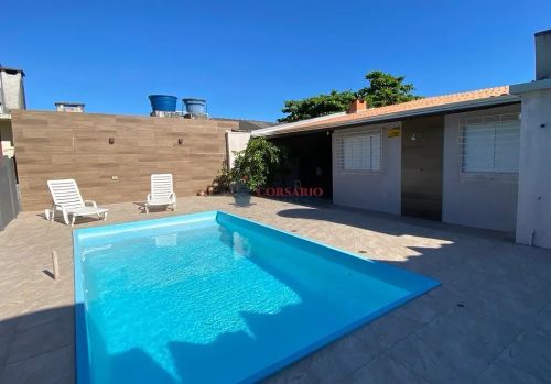 Casa 3 quartos e piscina 50 metros da praia Grajaú