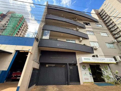 APARTAMENTO À VENDA NO EDIFÍCIO MONTE CASTELO - REGIÃO CENTRAL - APUCARANA