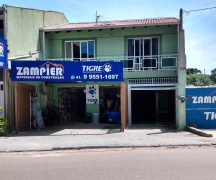 Vende-se sobrado residencial e comercial.