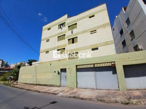 Flat em Cidade Santa Maria