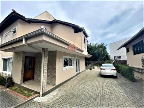 Casa em Condomínio 2 Dormitório(s) Bairro Lagoa da