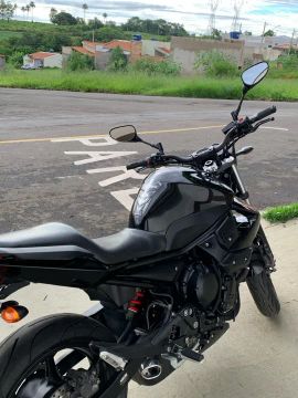 Yamaha XJ6 2012 - Impecável