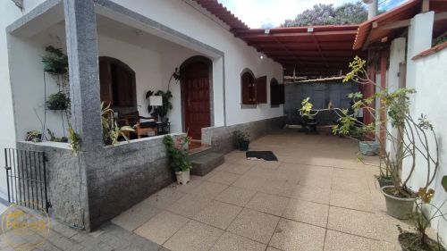 Vendo duas Casa no bairro Conceição em Miguel Pereira - RJ