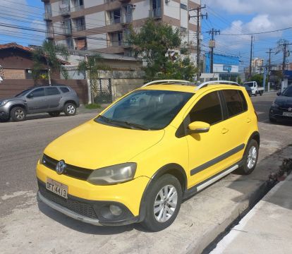 Carro em perfeito estado. 