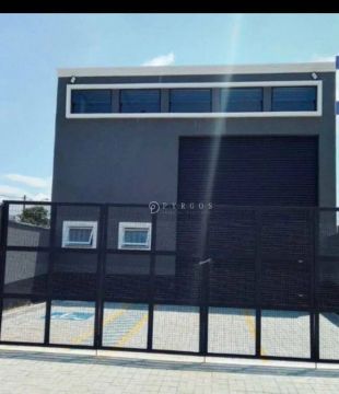 Galpão Comercial com 224m para locação
