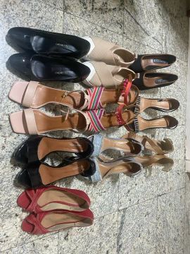 Lote de 10 pares de sapatos femininos n.36
