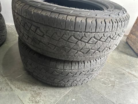 Pneus Pirelli Scorpion ATR 265/65 R17 Seminovo