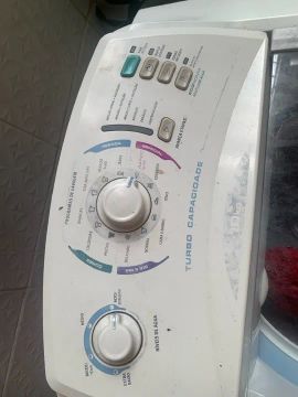 Máquina de Lavar Roupa 10kg