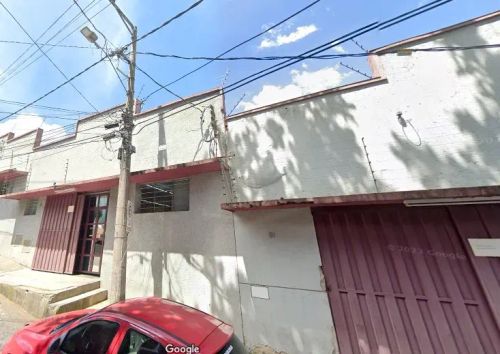 Imóvel para venda tem 760 metros quadrados em Carlos Prates - Belo Horizonte - MG