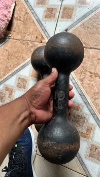 Par de Halteres de Ferro Fundido 10kg