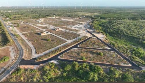 Terreno no loteamento Caminho das Flecheiras por R$.50.000,00