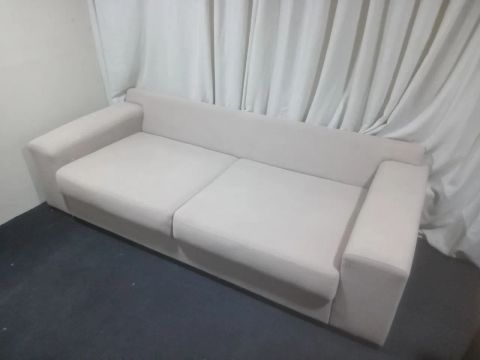 Sofá de escritório confortável