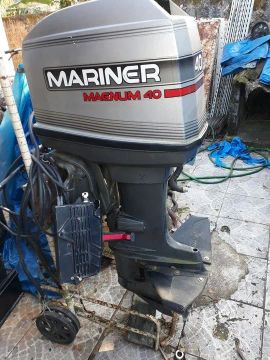 Motor Mariner Magnum 40 com defeito