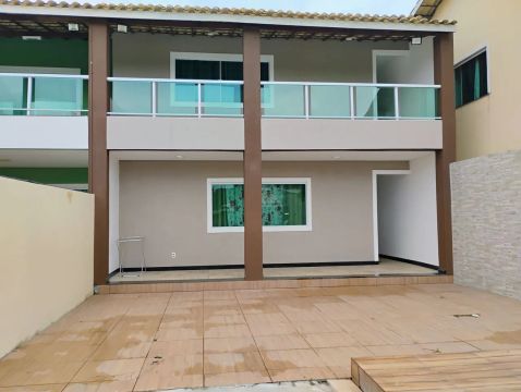 Aluga-se casa em Jacuípe