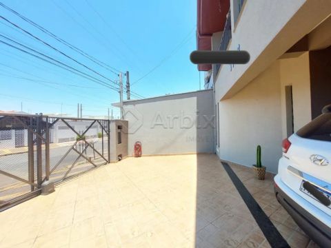 Casa / Sobrado à venda R$ 680.000,00 - Parque Novo Mundo em Americana /SP