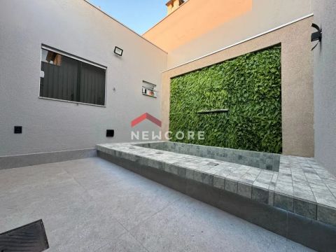 Casa de condomínio em Alameda das Rosas - Vila Aurora - Rondonópolis/MT