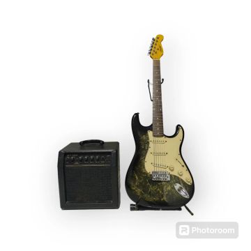 Guitarra condor + amplificador GT 150 ( Aceito troca )