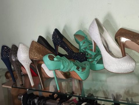 Sapatos de salto alto para venda