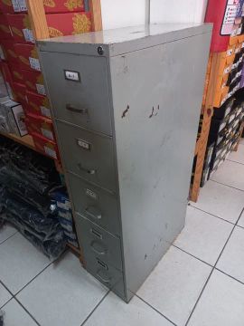 Gaveteiro de metal cinza 5 gavetas