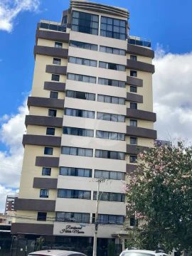 Imóvel para venda possui 122 metros quadrados com 3 quartos em Candeias - Vitória da Conqu