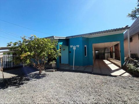 Casa para locação - EFAPI