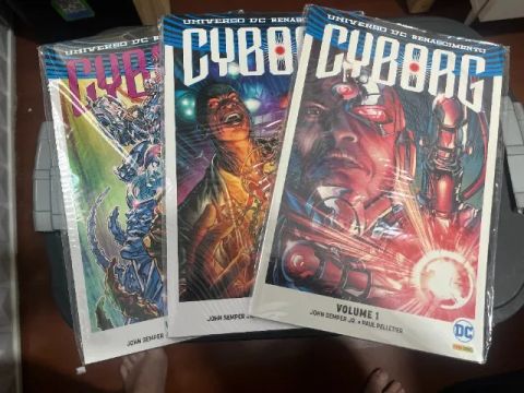 HQ - Cyborg (Renascimento) 1-3