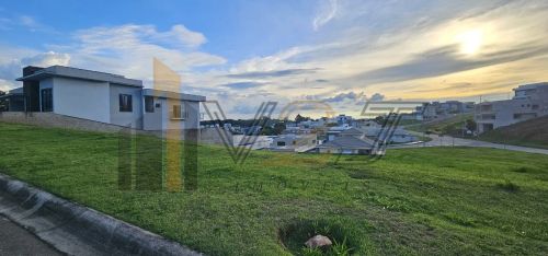 Terreno residencial à Venda no Condomínio Santa Isabel Fase II em Louveira/SP
