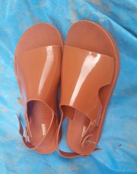 Roupas e calçados barato
