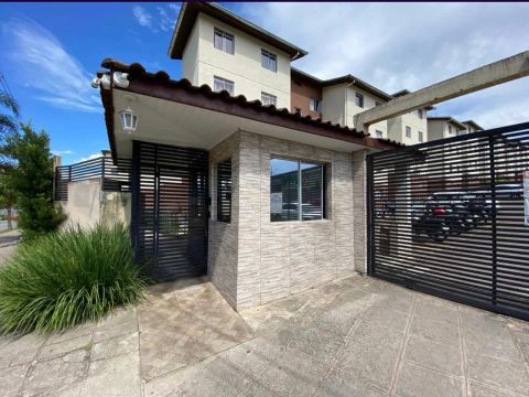 Apartamento no Santa Cândida 