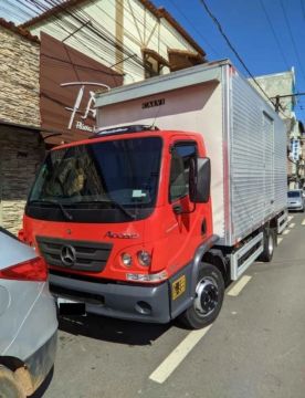 accelo 815 4x2 ano 2014