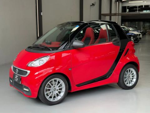 Smart Fortwo 2013 1.0 passion cabrio turbo 12v gasolina 2p automático