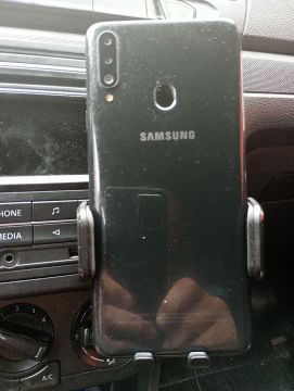 Samsung A20s