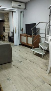 Sobrado para aluguel anual com 2 quartos em Itacolomi - Balneário Piçarras - SC