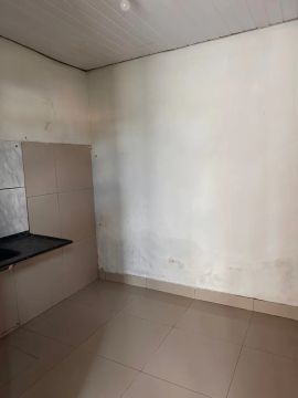 Kitnet bem localizada 
