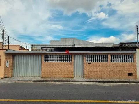 Casa térrea no D Pedro 3 Suites + quarto quitinete atrás, próximo da Arena da Amazônia