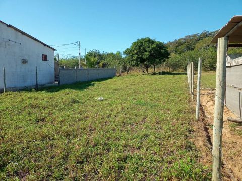 Lote/Terreno Plano próx à Lagoa de Carapebus c/ 320m², cercado, arvores frutíferas, próx a